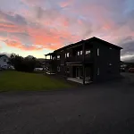 The In The Middle Of Lofoten Apartment *