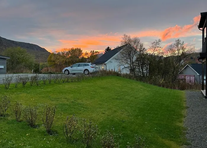 The In The Middle Of Lofoten Апартаменты *